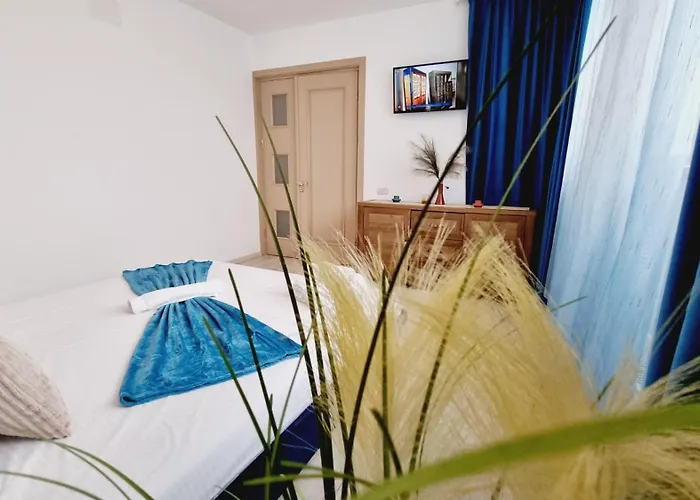 Kyd House Studiouri Si La 100 De M De Plaja Debarcader 3*