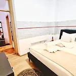 Guest house Kyd Vila - Studiouri Si Apartamente La 100M De Plaja Debarcader Eforie Nord