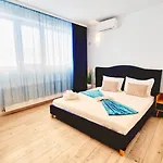 Kyd Vila - Studiouri Si Apartamente La 100M De Plaja Debarcader 3* Eforie Nord