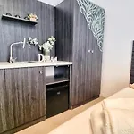 Kyd Vila - Studiouri Si Apartamente La 100M De Plaja Debarcader Guest house 3*