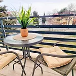 Kyd Vila - Studiouri Si Apartamente La 100M De Plaja Debarcader