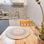 Kyd Vila - Studiouri Si Apartamente La 100M De Plaja Debarcader 3* Eforie Nord
