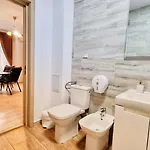 Kyd Vila - Studiouri Si Apartamente La 100M De Plaja Debarcader Eforie Nord