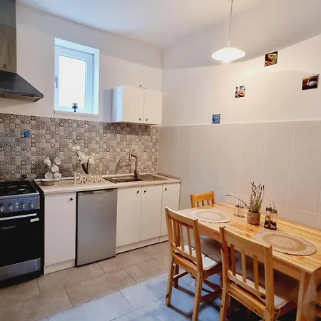 Kyd House بيت ضيافة 3*