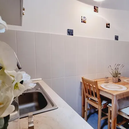 Kyd House بيت ضيافة إيفوري نورد