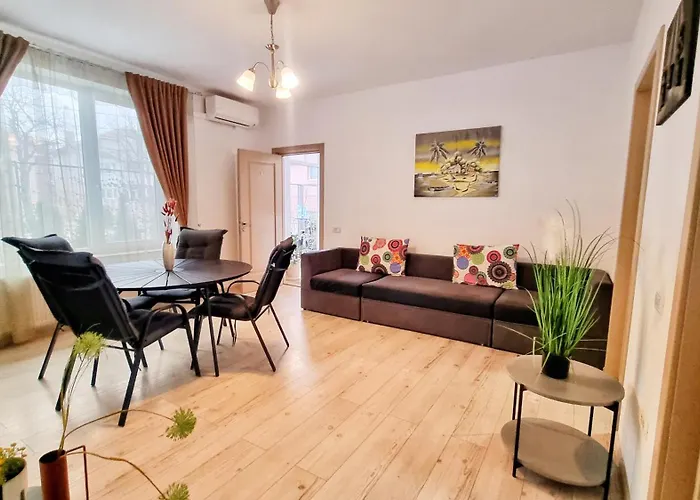 Kyd House Studiouri Si La 100 De M De Plaja Debarcader 3* Észak-Eforie