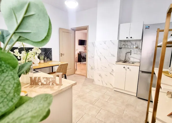 Vendégház Kyd House Studiouri Si La 100 De M De Plaja Debarcader